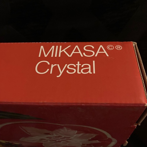 Mikasa Crystal Glass Heart Holiday 10 3/4 inches- New - Picture 3 of 3